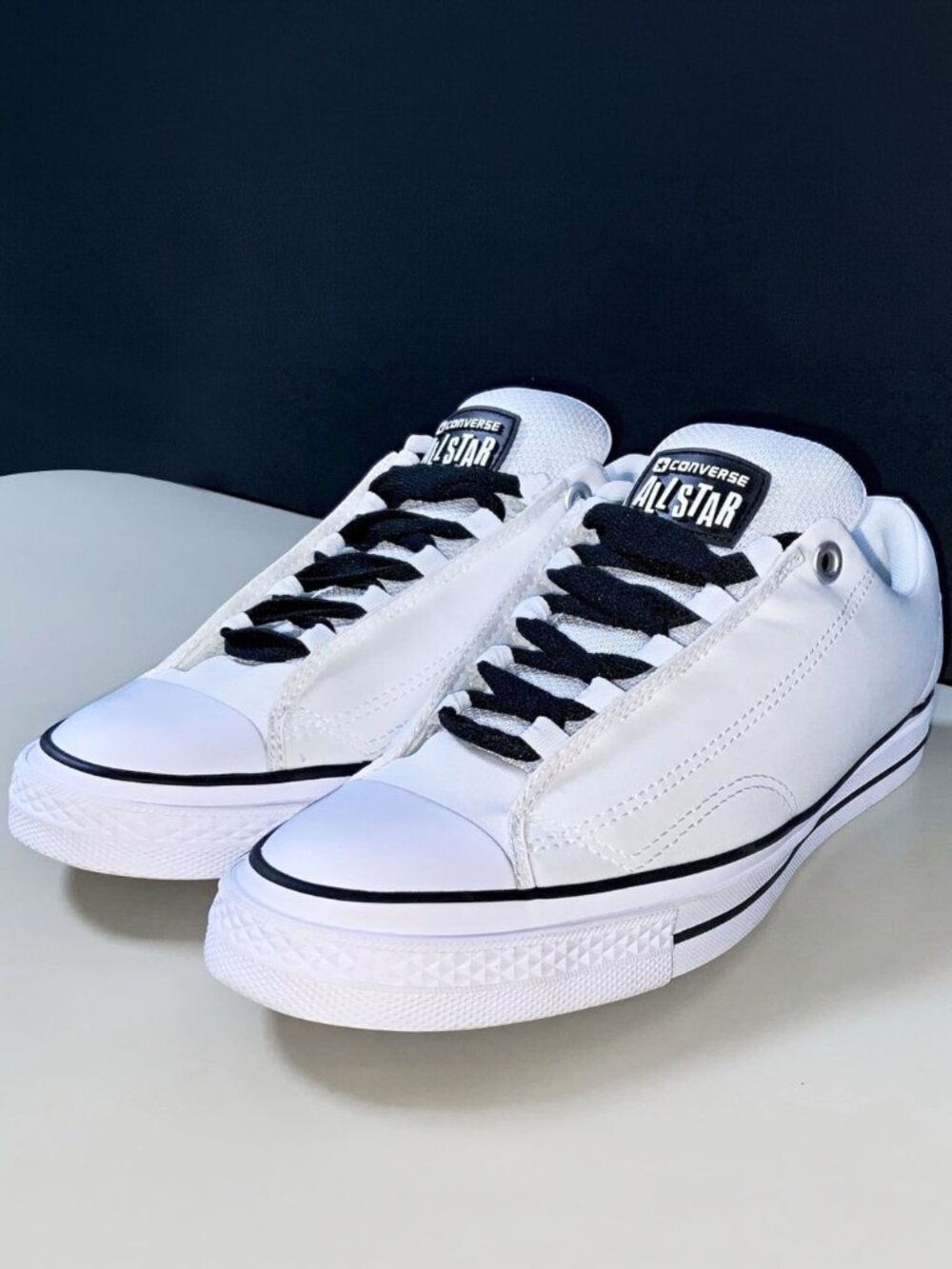 Converse Chuck Taylor All Star Low Puff - White Black - A14722C - Size 8.5